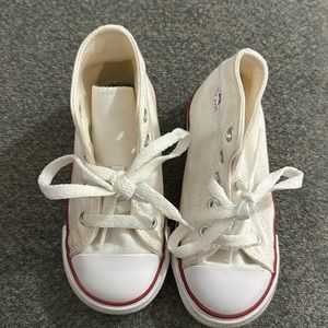 Toddler converse size 8c
